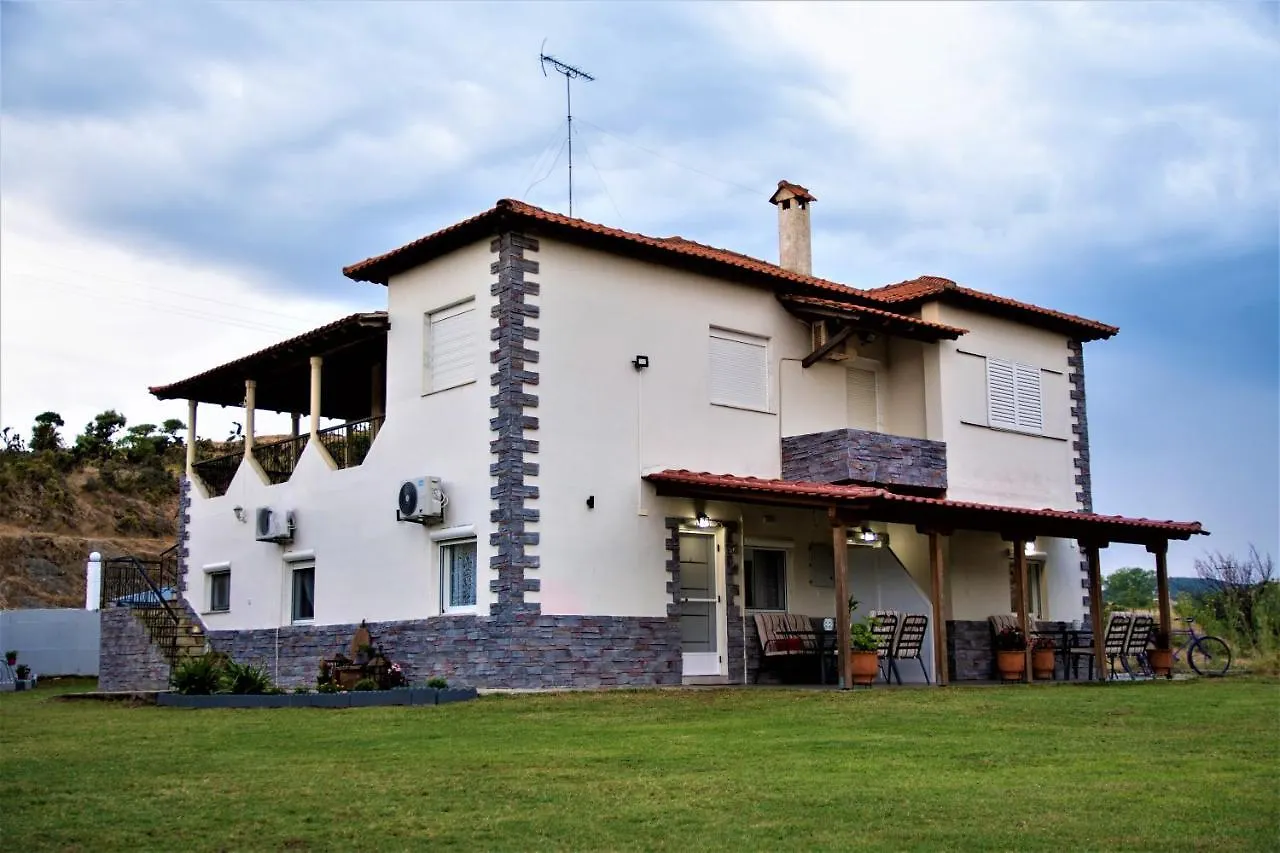 Appartamento House Haratsi Kriaritsi