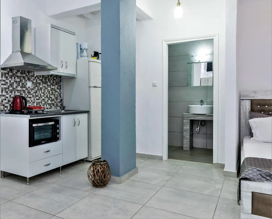 House Haratsi Apartment Kriaritsi